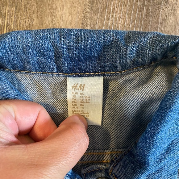 H&m jean jacket - Picture 4 of 4